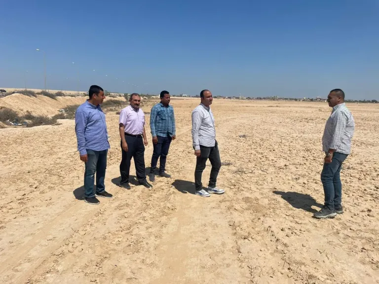 تسليم قطعة أرض بمساحة 350 فدانا بنظام المطور الصناعي بمدينة برج العرب الجديدة