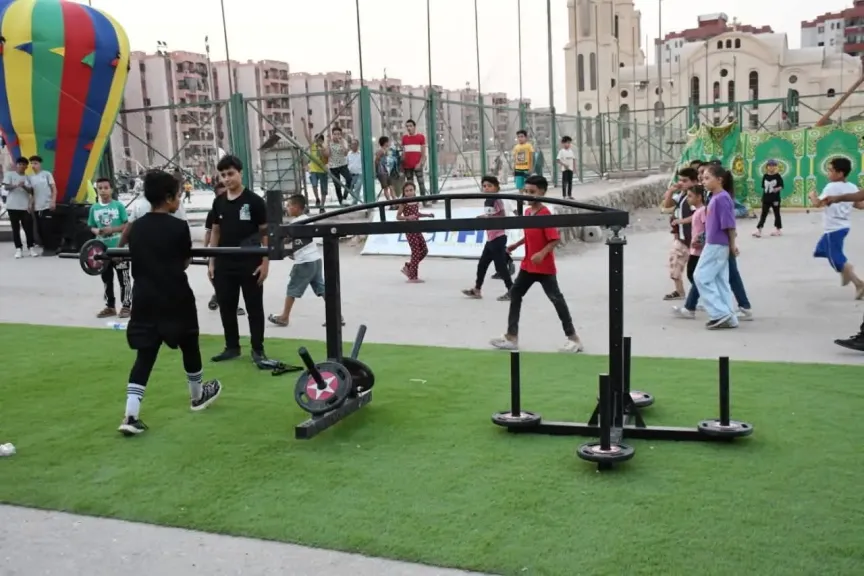 1000 لاعب ولاعبة يشاركون في احتفال اتحاد اللياقة ورياضة الشارع باليوم العالمي للشباب بالأسمرات