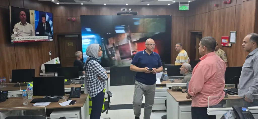 بعد الدفع بـ10 سيارات إطفاء.. السيطره علي حريق مخزن البلاستيك بشلقان القناطر الخيرية
