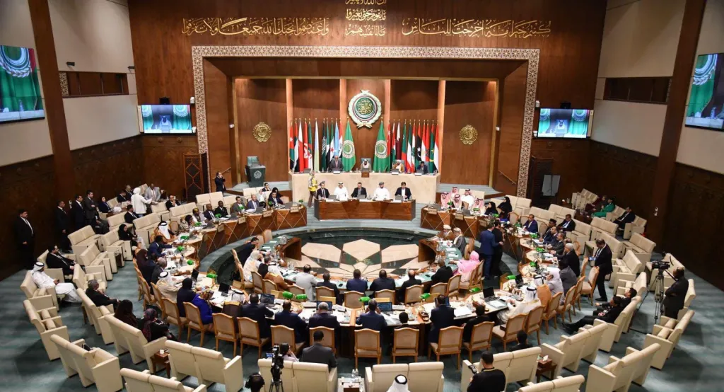 البرلمان العربي يستنكر تصريحات رئيس وزراء كيان الاحتلال بشأن ”إسرائيل الكبرى” ويصفها بالاستفزازية