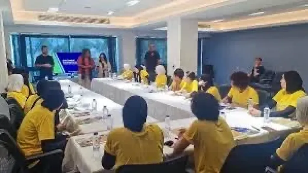 انطلاق دورة تطوير مدربات ناشئات كرة القدم بالتعاون بين الاتحادين المصري والنرويجي