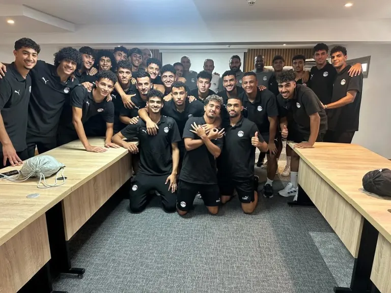 حمادة الشربيني يشيد بالروح القتالية للاعبي منتخب الشباب قبل ودية المغرب الثانية