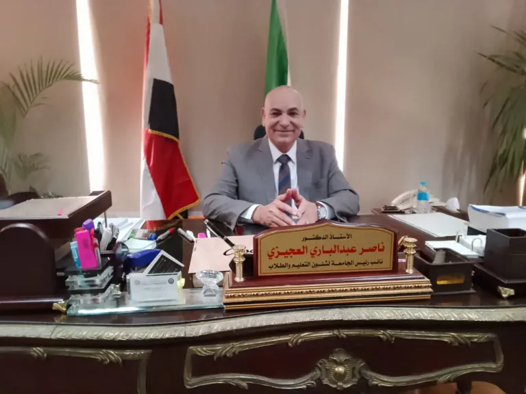 نائب رئيس جامعة المنوفية يترشح لرئاسة جامعة مدينة السادات