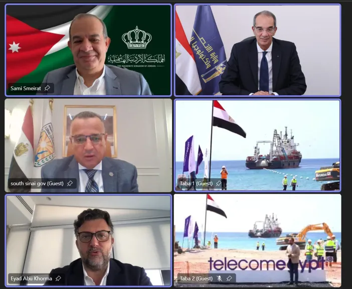 وزير الاتصالات: إنزال كابل ”كورال بريدج” فى طابا ضمن خطة لتوسيع شبكة الكابلات البحرية بسيناء