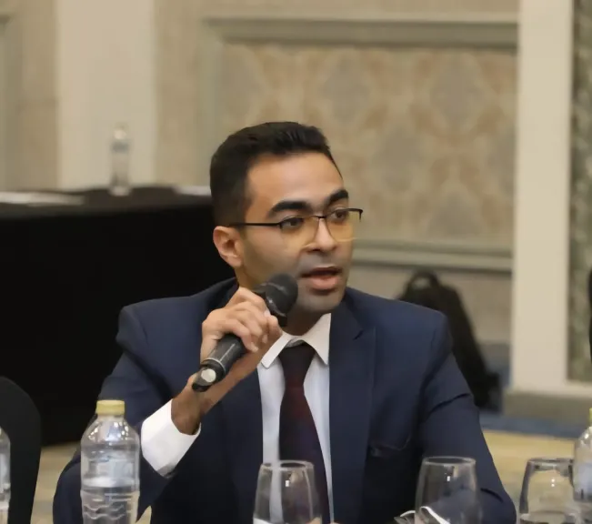 مستشفى إبشواى بالفيوم تنقذ سيدة من الموت بعد خطأ طبي في عيادة خاصة