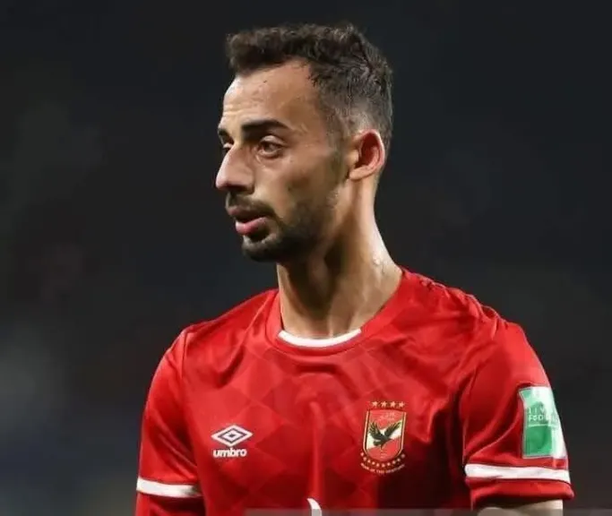 أحمد عبد القادر ينتظر قرار ريبيرو لحسم عودته لتدريبات الأهلي الجماعية