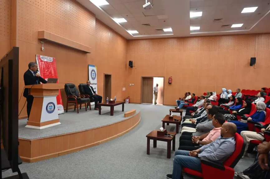 رئيس جامعة الغردقة يفتتح مبادرة ”كن مستعدا”