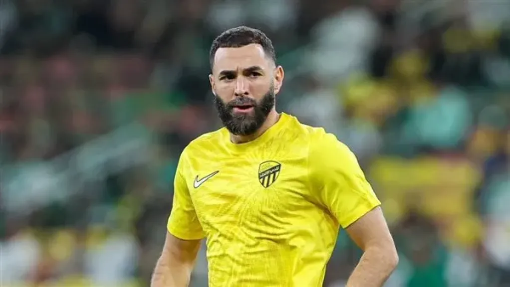 كريم بنزيما: نواجه النصر كمجموعة ولا مكان للمقارنات الفردية