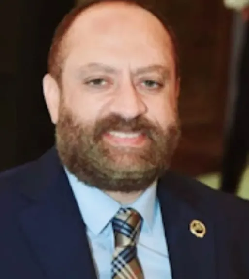 المهندس علي زين  :   إنشاء مناطق حرة جديدة .. في إطار خطة  توسع الدولة فى إقامة المصانع لتوطين الصناعات