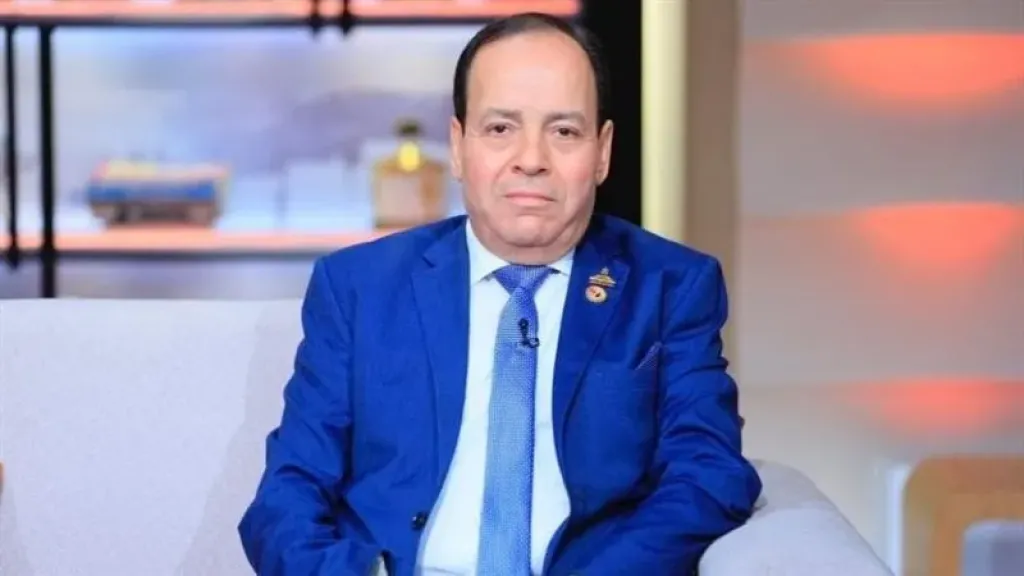 أشرف أبوالنصر: تهجير الفلسطينيين جريمة حرب.. ومصر لن تقف مكتوفة الأيدي