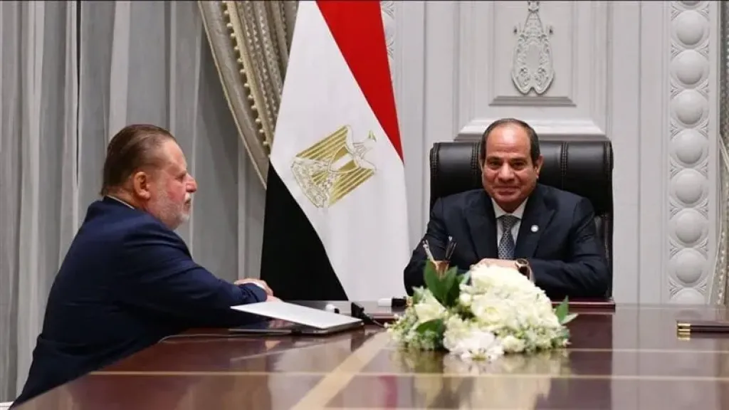 الرئيس السيسي يلتقي محافظ البنك المركزي ويشدّد على زيادة الحصيلة الدولارية