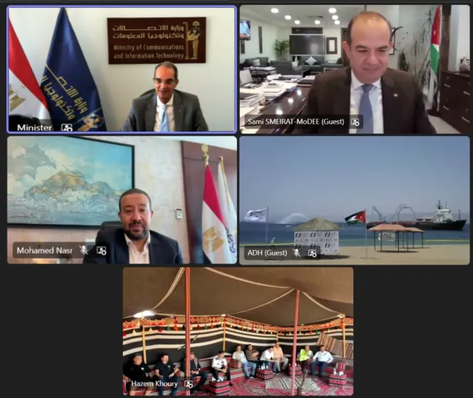 وزيرا الاتصالات المصري والاقتصاد الرقمى الأردنى يشهدان إنزال الكابل ”كورال بريدج” بالأردن