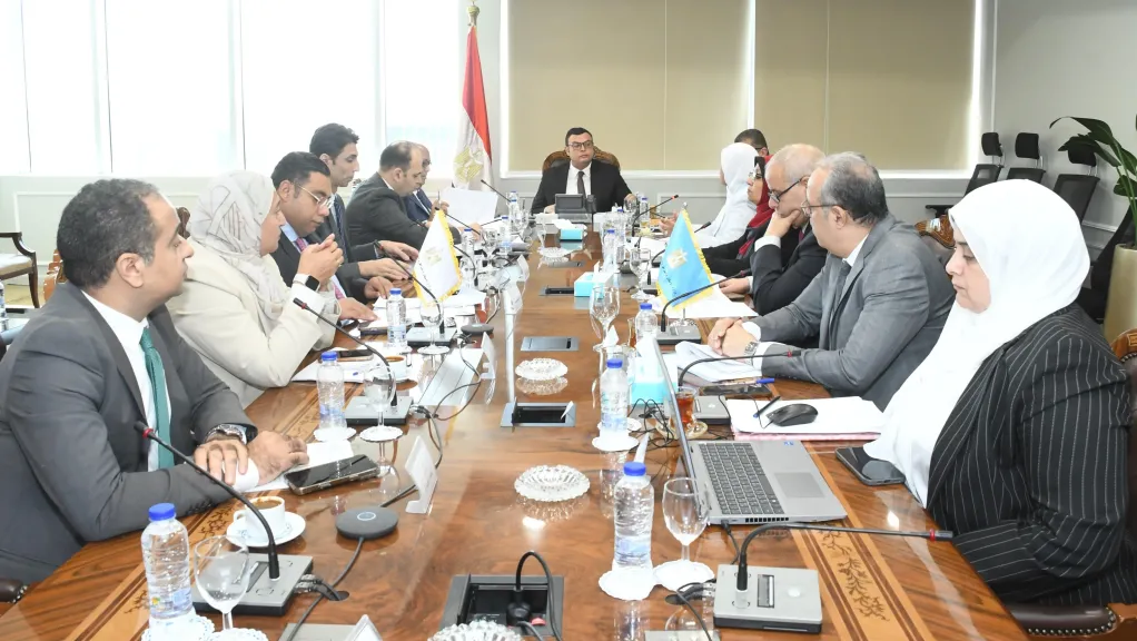 وزير الإسكان يتابع آخر مستجدات الإجراءات التنفيذية لتفعيل أحكام القانون بشأن بعض الأحكام المتعلقة بقوانين إيجارالأماكن وإعادة تنظيم العلاقة بين المالك والمستأجر