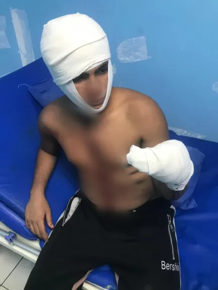 ”خلاف على مكالمة ينتهي بالدماء”.. طالب يهاجم صديقه بسلاح أبيض بشبرا الخيمة