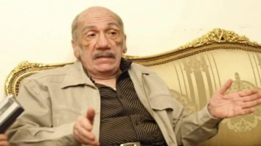 الكاتب محفوظ عبدالرحمن 