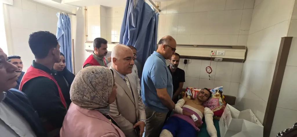إنقاذ أرواح ومواجهة الخطر.. محافظ القليوبية يزور بطل “الشدية” بعد إصابته أثناء إنقاذ منزل من تسرب غاز