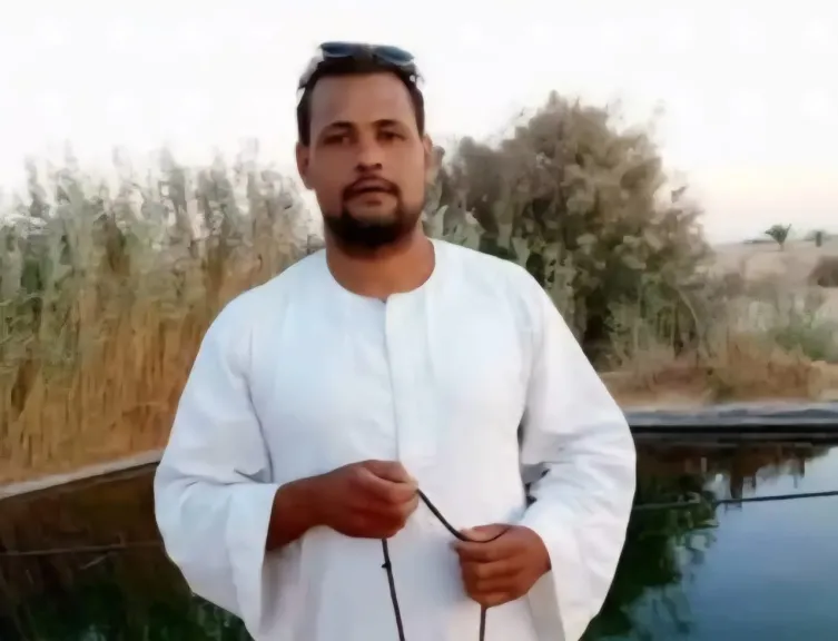 خلال نقله لتركيب جديد.. مصرع عامل إثر سقوط عمود إنارة خلال عمله في قنا