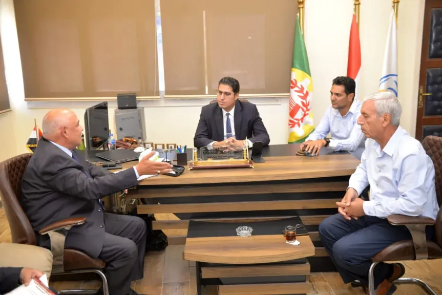 ”العدل” يستعرض الوضع الراهن لشبكات الصرف الصحي بمنطقة 15 مايو بجمصه