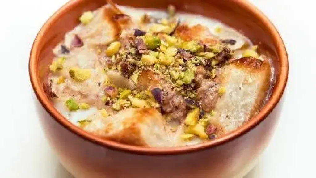 زي المحلات.. طريقة تحضير أم علي في المنزل