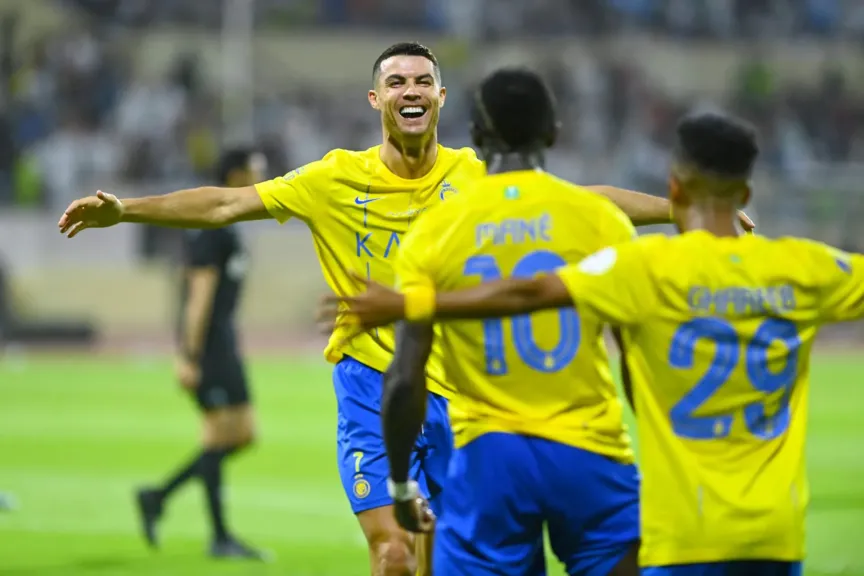 النصر والأهلي على موعد مع قمة مشتعلة في نهائي كأس السوبر السعودي بهونج كونج