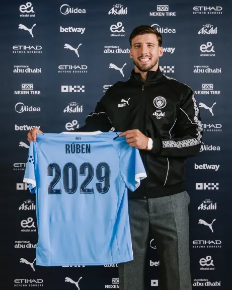 مانشستر سيتي يجدد عقد روبن دياز حتى 2029.. اعرف التفاصيل