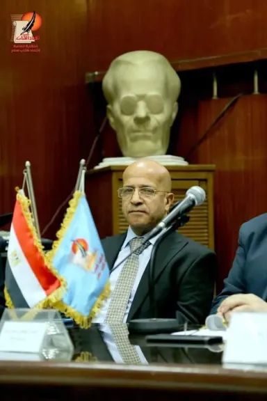 آليات الإعلام والتعليم النازي الإسرائيلي لتكريس الخطاب السلطوي