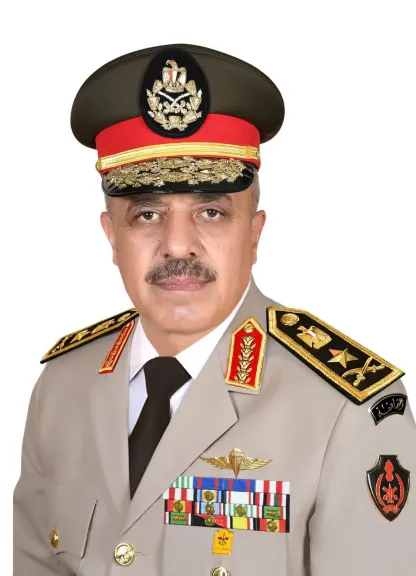رئيس الأركان يهنئ خالد خليفة حفتر لتوليه منصب رئيس الأركان العامة للجيش الليبي