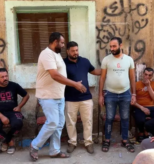 شاب محلاوي ينهي خلافًا بالصلح بعد وفاة طفلة في حادث مأساوي