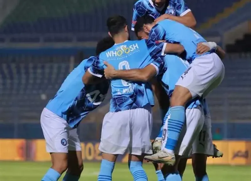 انتهاء الشوط الأول لصالح مودرن سبورت ضد بيراميدز 1-0