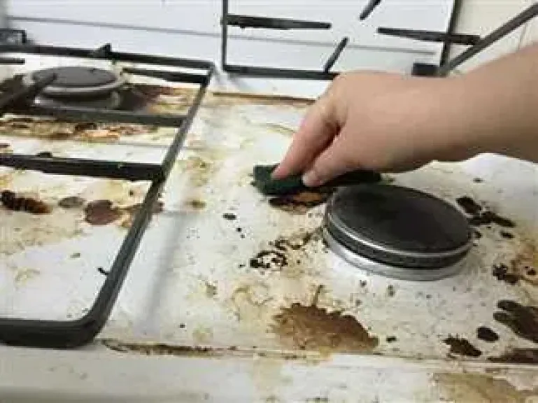 كيف تتخلصين من دهون البوتاجاز بسهولة؟