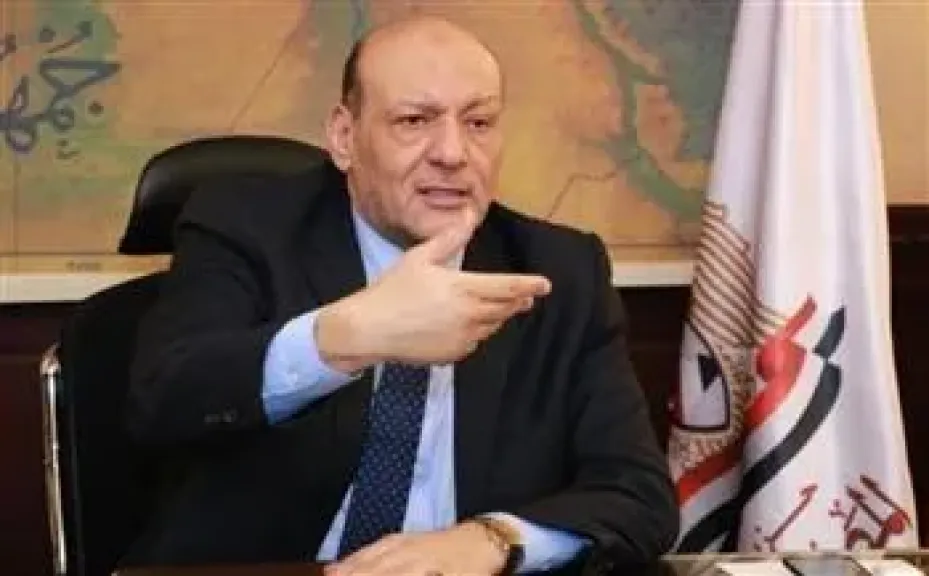ميدو نزل بوست أصلا وقال إنه خرج........رئيس حزب ”المصريين” يطالب بالإفراج الفوري عن أحمد عبدالقادر ”ميدو”
