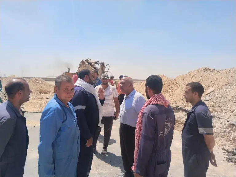 قرب أنتهاء  أعمال ازدواج خط مياه  الكريمات ورئيس شركة مياه البحر الأحمر يتابع اعمال التنفيذ