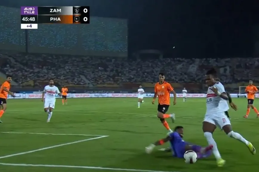 التعادل السلبي يحسم الشوط الأول بين الزمالك وفاركو