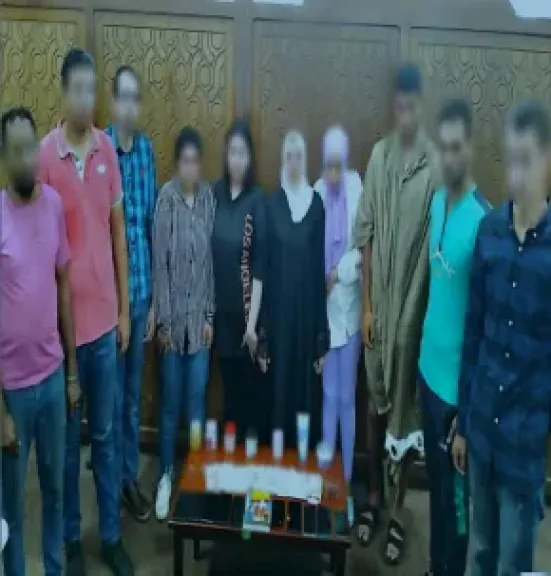الداخلية تداهم وكر لممارسة الأعمال المنافسة للأداب بالاسكندرية