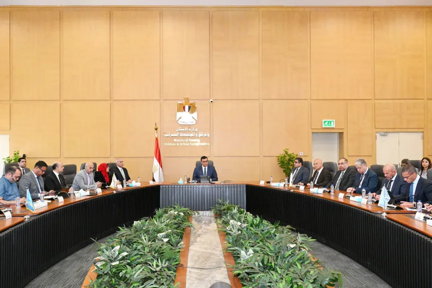 وزير الإسكان