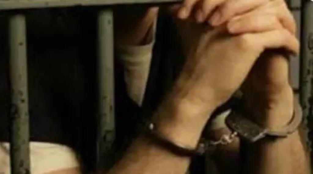 أمن كفرالشيخ يلقي القبض على عنصر إجرامي شديد الخطورة وبحوزته كمية كبيرة من المخدرات وسلاح ناري وطلقات