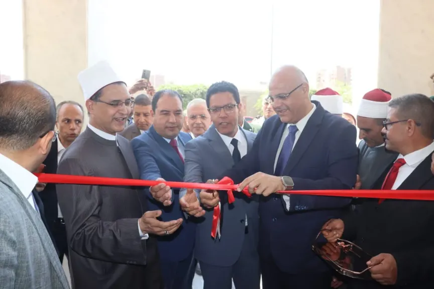 محافظ القليوبية ومدير الأمن يفتتحوا مسجد الحبيب المصطفى بحرم جامعة بنها