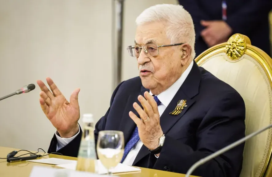 الرئاسة الفلسطينية تعلق على قرار واشنطن رفض منح المسؤولين الفلسطينيين تأشيرات