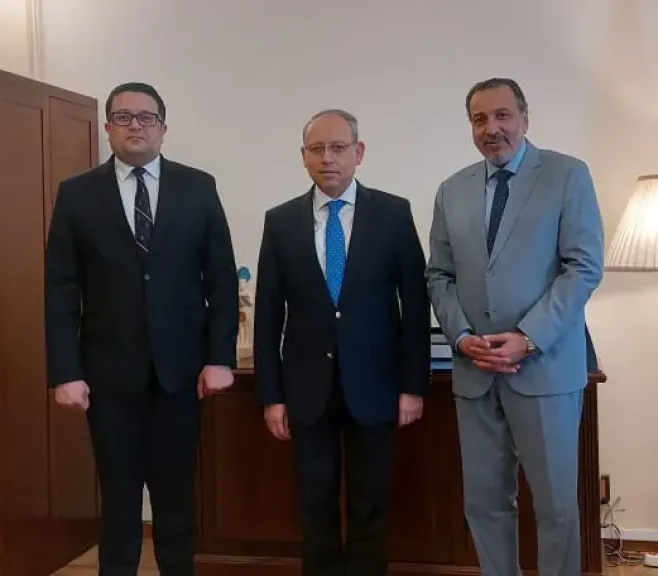 النجاري يستقبل شريف جاد في موسكو