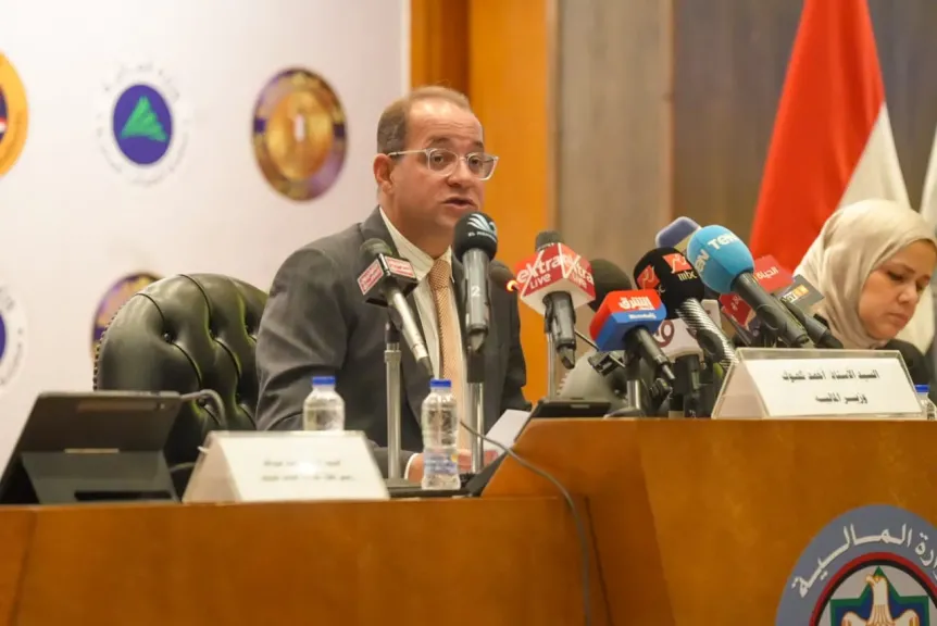 كجوك لقيادات وشباب وزارة المالية :نجاحنا يرتبط دائمًا بتقديم خدمات أفضل للناس والمستثمرين