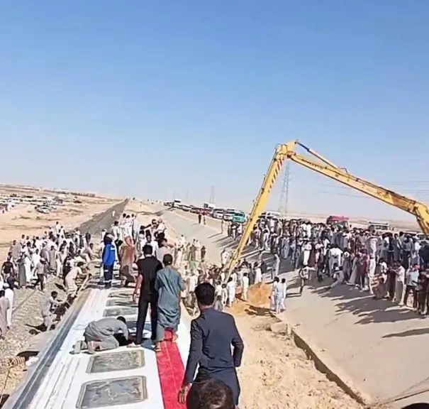 مأساة على القضبان.. ننشر أسماء عدد من المصابين في حادث قطار مطروح