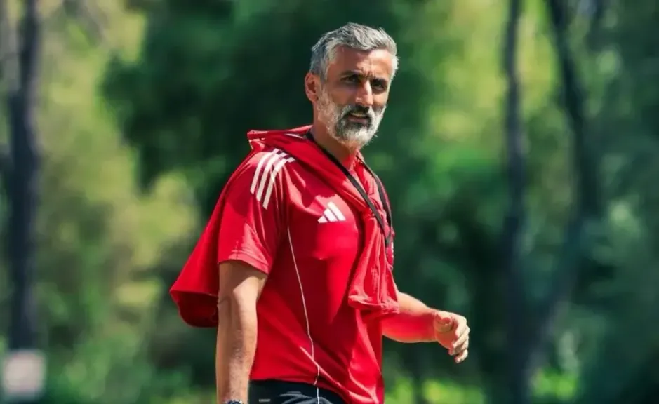 خوسيه ريبيرو يعلن تشكيل الأهلي ضد بيراميدز في الدوري