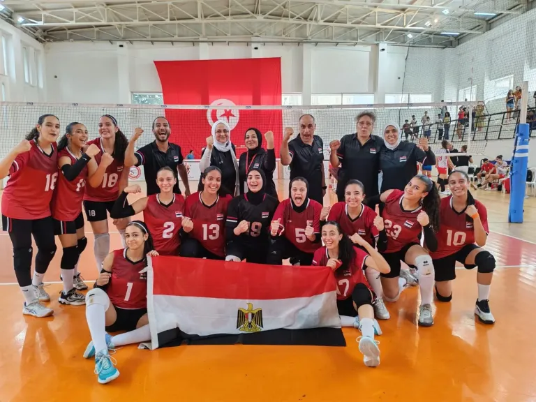 ناشئات الطائرة يتوجن ببطولة إفريقيا بالعلامة الكاملة ويتأهلن رسميًا إلى كأس العالم