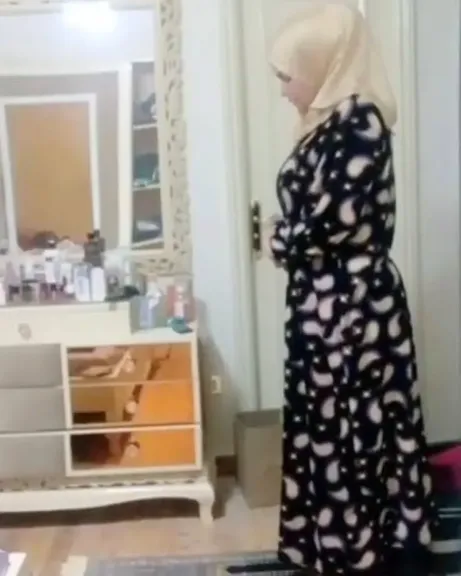 سما المصري تكشف حقيقة الصورة المتداوله لها بالصلاة في لايف