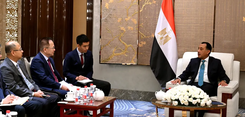 رئيس ”تيدا” الصينية: يستعرض إنجازات الشركة في جذب الاستثمارات الأجنبية بمصر