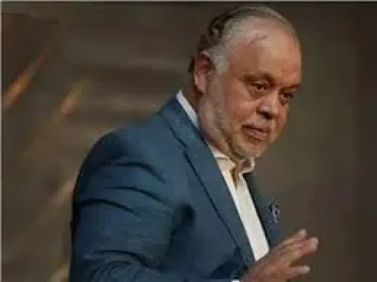 أشرف زكي يحذر من استتغلال اسم ”الاختبار 4” للنصب على الفنانين الشباب