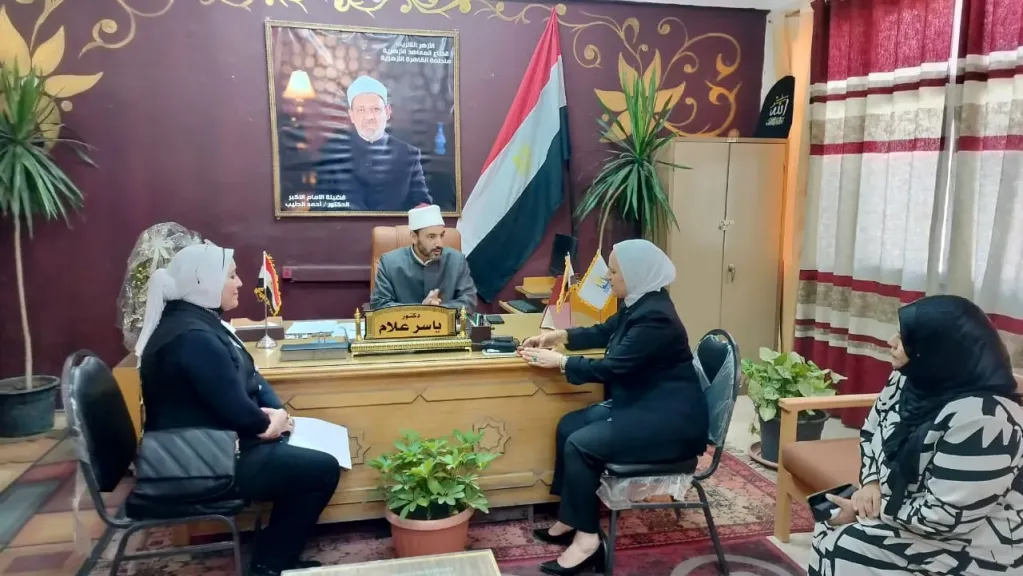 رئيس منطقة القاهرة الأزهرية يستقبل مدير تعليم القاهرة لبحث سبل تعزيز التعاون