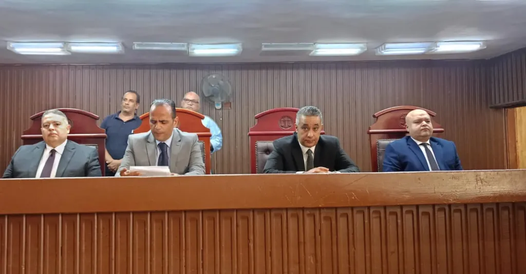 ”خلاف علي أولوية التحميل”.. يقود سائق لخلف القضبان لقتله شاب طعناً بالخصوص