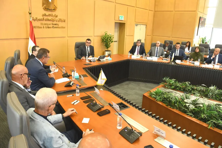 وزير الإسكان
