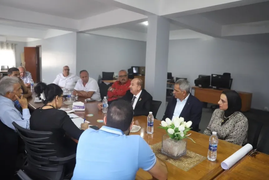 صرف الإسكندرية تناقش حلول ومقترحات مشاكل الخدمات بمنطقة مرغم الصناعية